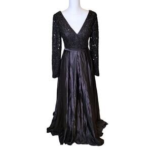NWT Beautiful Black Long Sleeved Gown Holiday Wedding Party Bridesmaid MOTB